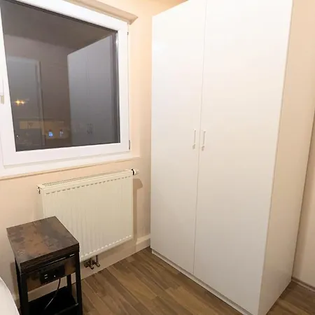 Zentral Kurz Vor Naehe Autobahn Apartment